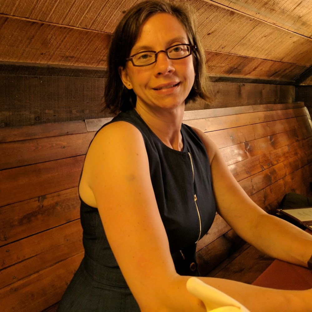 Meet your Posher, Carrie